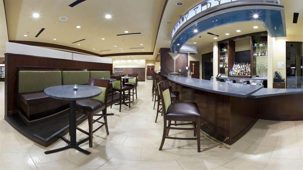 Holiday Inn Saint Louis-Fairview Heights By Ihg Exterior foto